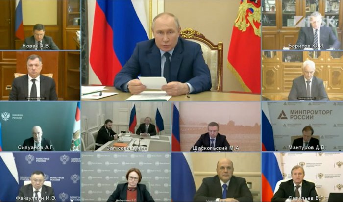 Путин: Россия успешно справляется с санкциями