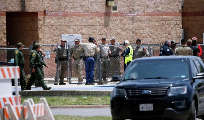 21 человек погиб при стрельбе в техасской школе