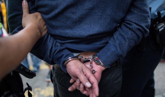 Мужчину в Иркутске приговорили к 9,5 годам лишения свободы за разбойное нападение