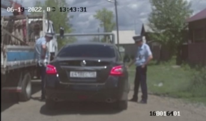 Водителю грозит до 10 лет лишения свободы за наезд на инспектора ДПС (Видео)