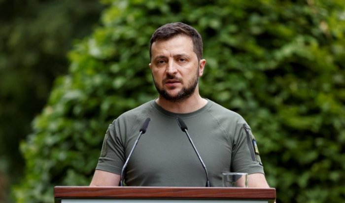 Зеленский уволил генпрокурора и отстранил от должности главу СБУ