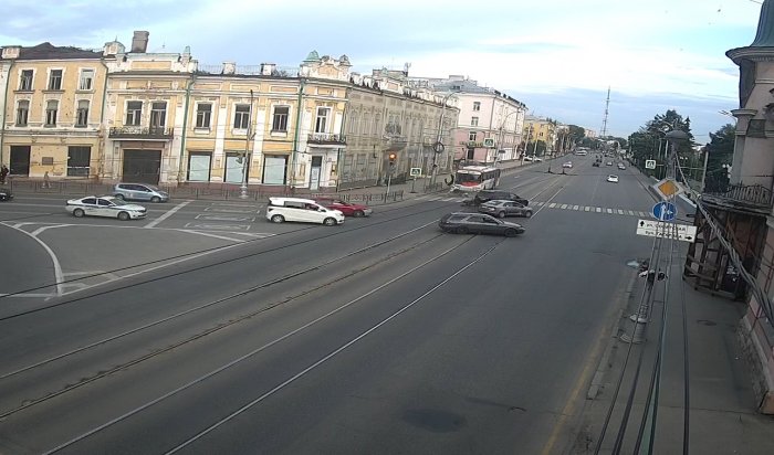 В Иркутске мотоциклист погиб, уходя от полиции  (Видео)