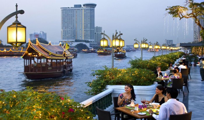 Таиланд снимает все ковидные ограничения на въезд для туристов