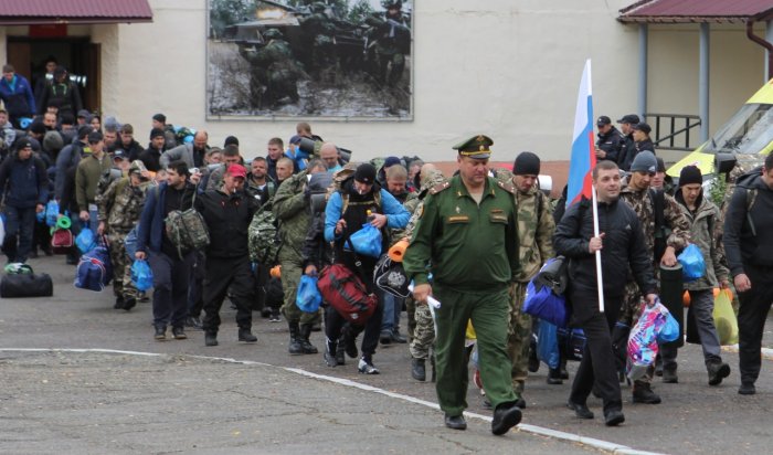 Первая группа иркутян отправилась в военно-учебный центр Новосибирска