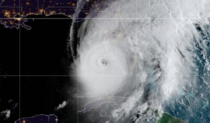Ураган «Иэн» обрушился на Флориду (Видео)