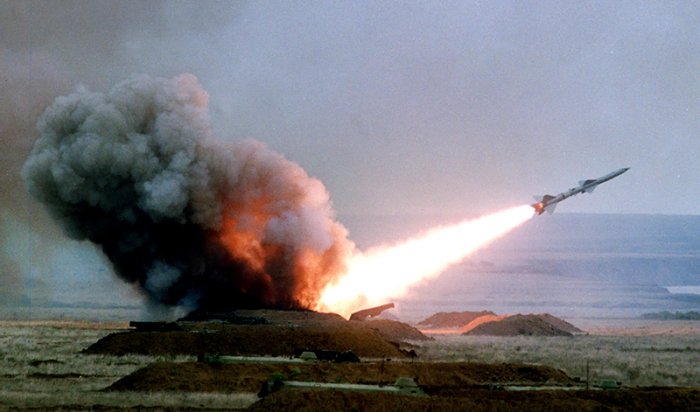 ВСУ нанесли 12 ракетных ударов по гражданской переправе в Херсоне