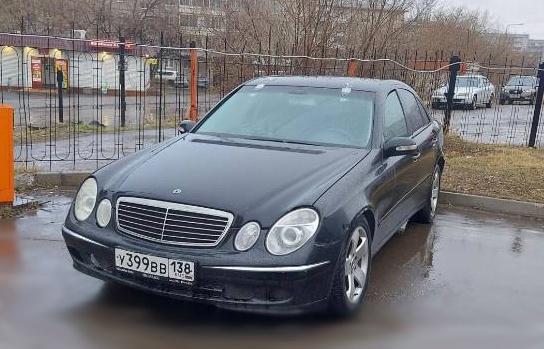 В Иркутске полицейские разыскивают похищенный автомобиль