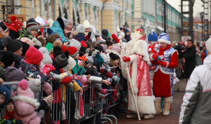 Поезд Деда Мороза посетил Иркутск (Фоторепортаж)