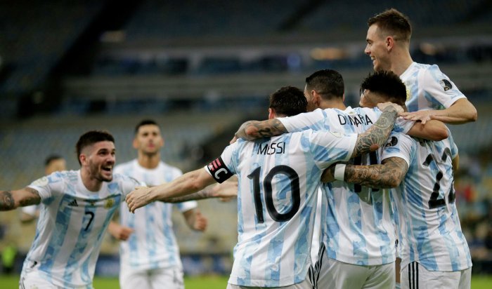 Сборная Аргентины стала первым финалистом чемпионата мира по футболу