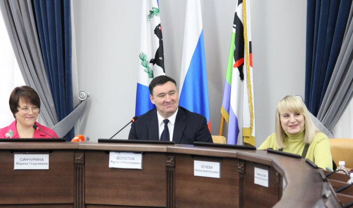 Мэр Иркутска Руслан Болотов провел ежегодную пресс-конференцию