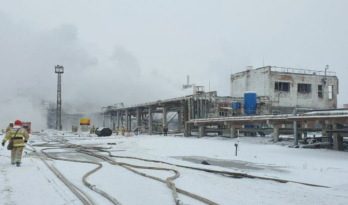 Два человека погибли и четверо пострадали в пожаре на нефтезаводе в Ангарске