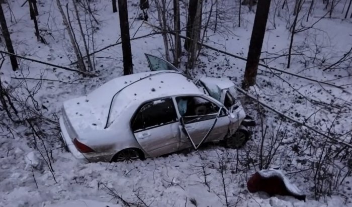 Водитель автомобиля погиб на трассе «Вилюй» из-за того, что не выбрал безопасную скорость (Видео)