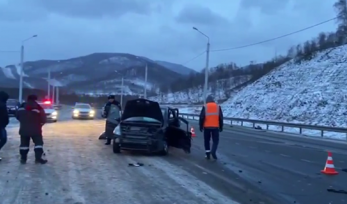 В ДТП под Слюдянкой пострадали два человека (Видео)