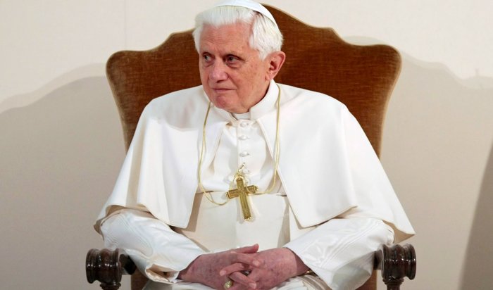 Умер папа римский на покое Бенедикт XVI