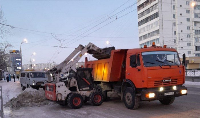 1600 тонн снега вывезли с улиц Иркутска за прошедшие сутки