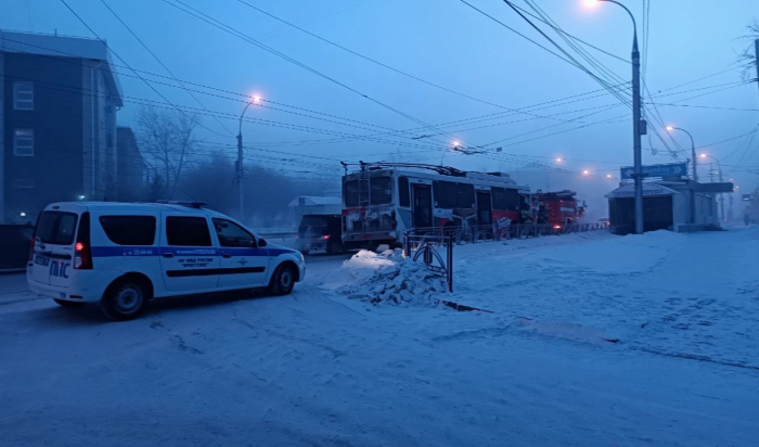 В Иркутске загорелся троллейбус по маршруту № 3