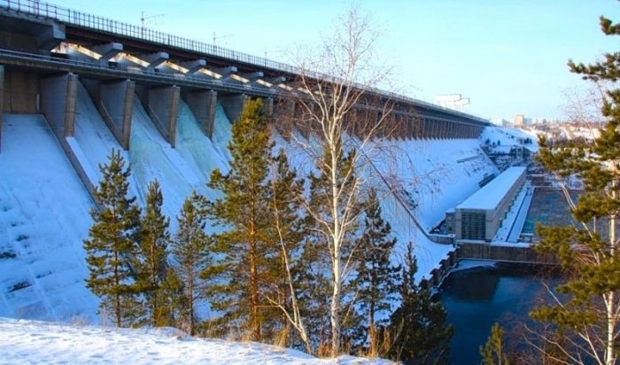 Суд обязал провести ремонт железнодорожного моста на плотине Братской ГЭС