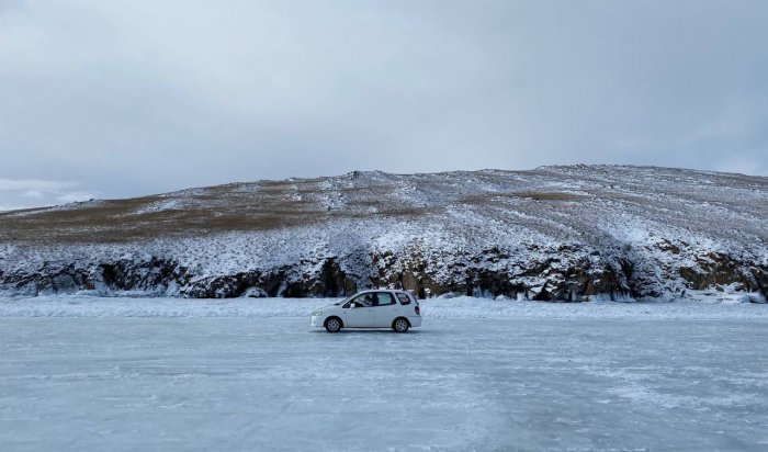 В Иркутской области открыли ледовую дорогу на Ольхон