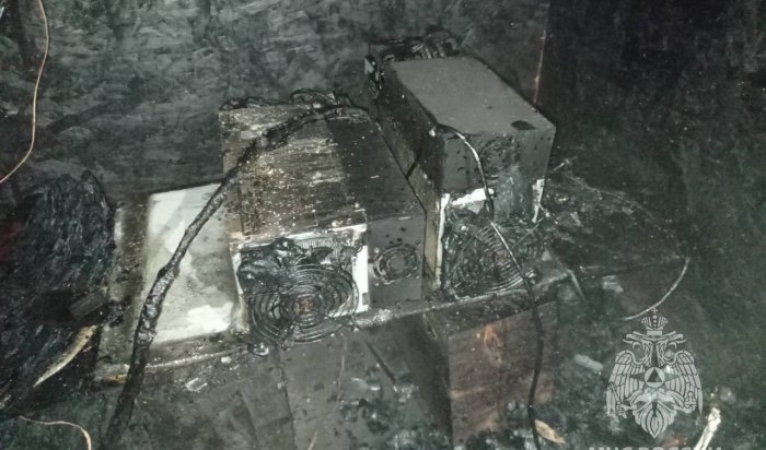 В селе Мельница Нижнеудинского района произошел пожар из-за майнинговых машинок