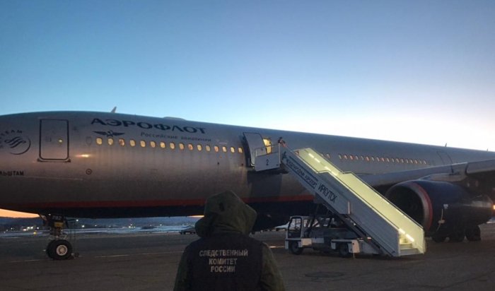 Самолет, летевший из Владивостока в Москву, экстренно приземлился в Иркутске