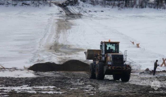 В Иркутской области остается действующей одна ледовая переправа
