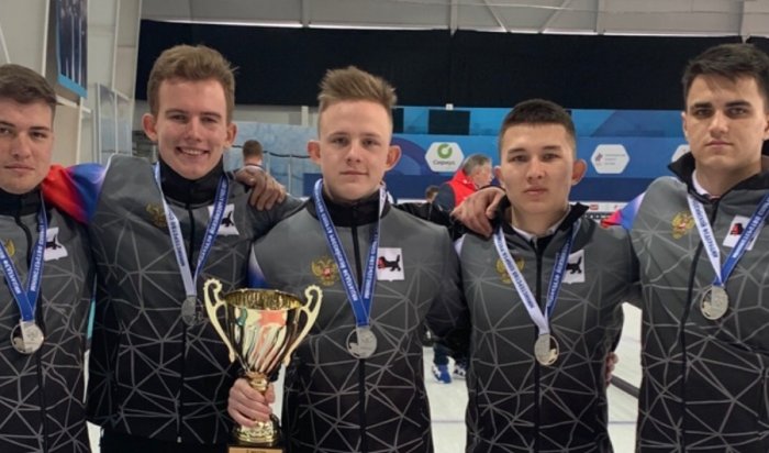 Иркутская мужская команда заняла второе место на чемпионате России по керлингу