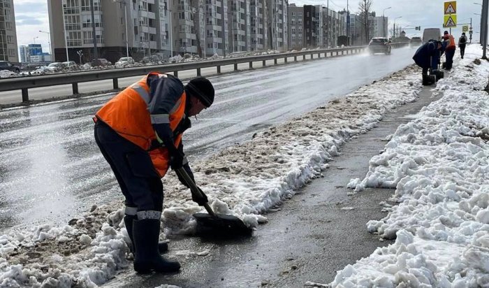 За двое суток с улиц Иркутска вывезли более 500 тонн снега