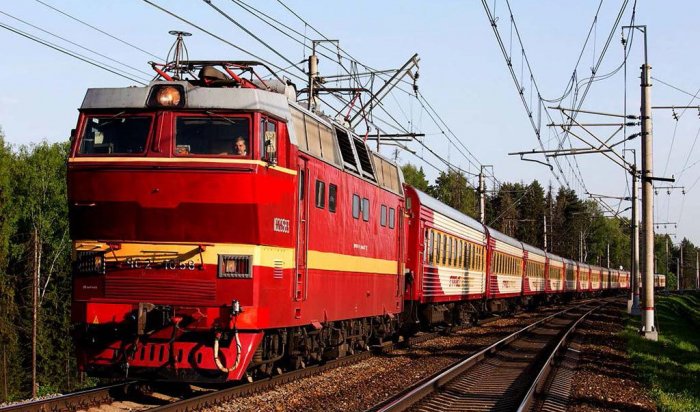 19-летний иркутянин получил 2,5 года колонии за нападение на начальника поезда