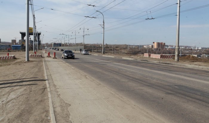 На плотине ГЭС в Иркутске отремонтируют 2,2 км дорожного полотна