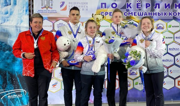 Команда Приангарья заняла второе место на чемпионате России по кёрлингу среди смешанных команд