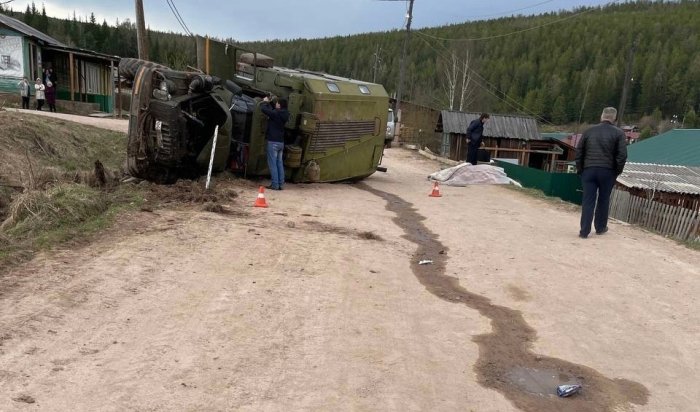 Пассажир ЗИЛа погиб в ДТП в Усть-Кутском районе