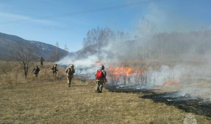 В Иркутской области за сутки произошло 37 пожаров