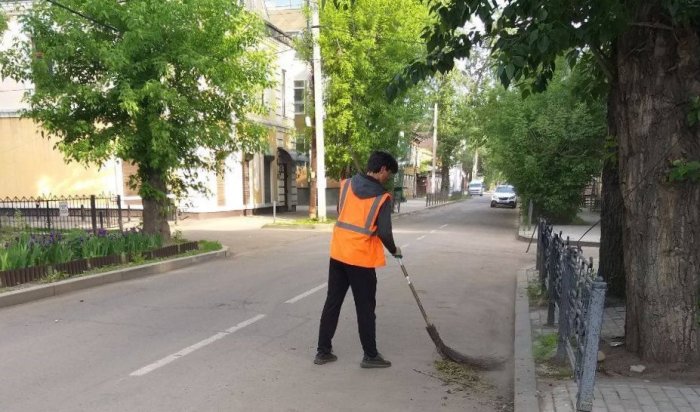 В выходные дни в Иркутске усилена уборка улиц