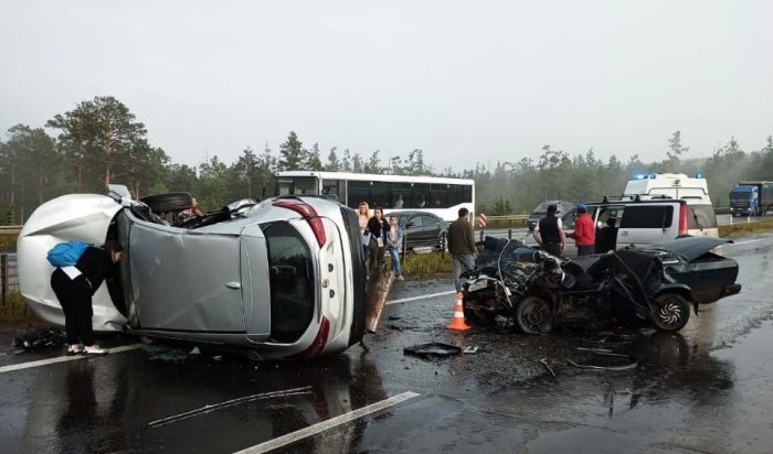 Три человека пострадали в ДТП в Братске