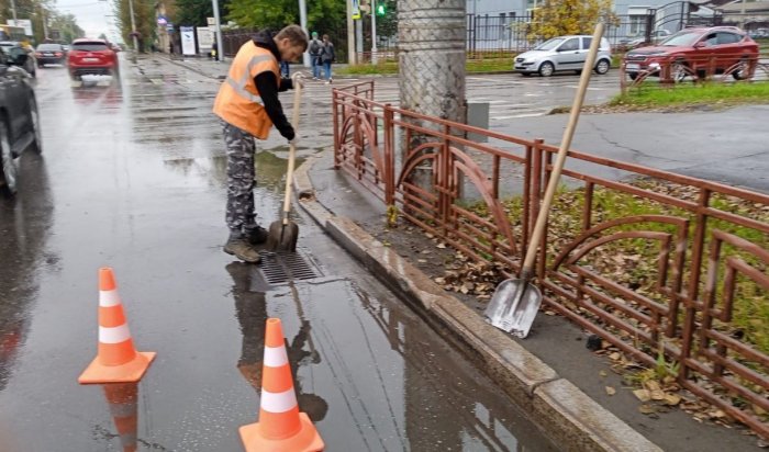 Из-за дождя коммунальные службы Иркутска работают в усиленном режиме