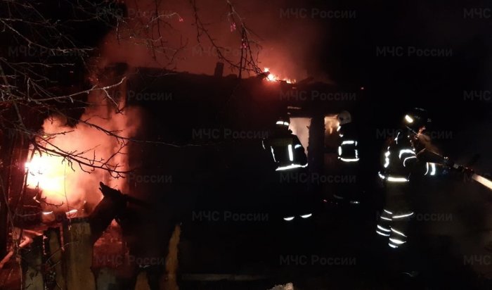 На пожаре в Усолье-Сибирском погибли три человека