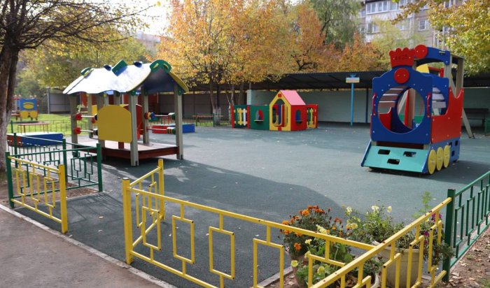 В одном из иркутских детских садов обустроили площадку для детей с нарушениями опорно-двигательного аппарата