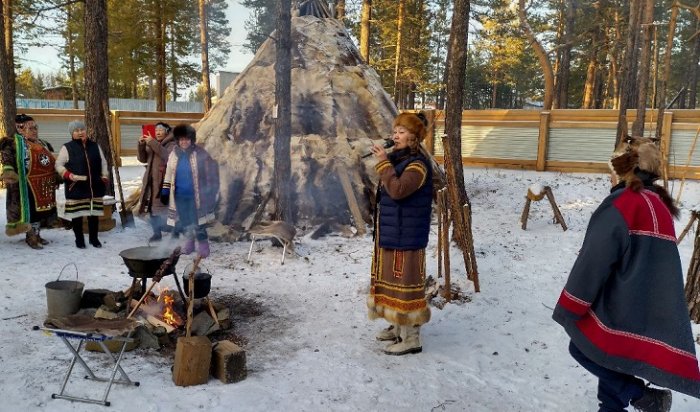 На севере Иркутской области открыли эвенкийский этнокомплекс