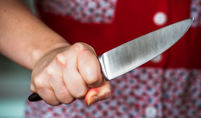 В Саянске женщина убила сожителя кухонным ножом