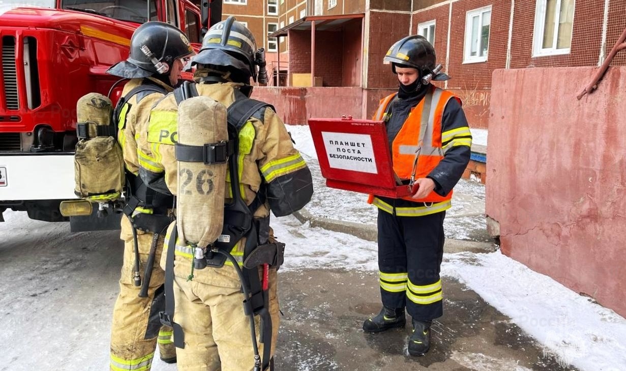 В Братске из-за игр ребенка со спичками произошел пожар - Происшествия -  WEACOM.RU