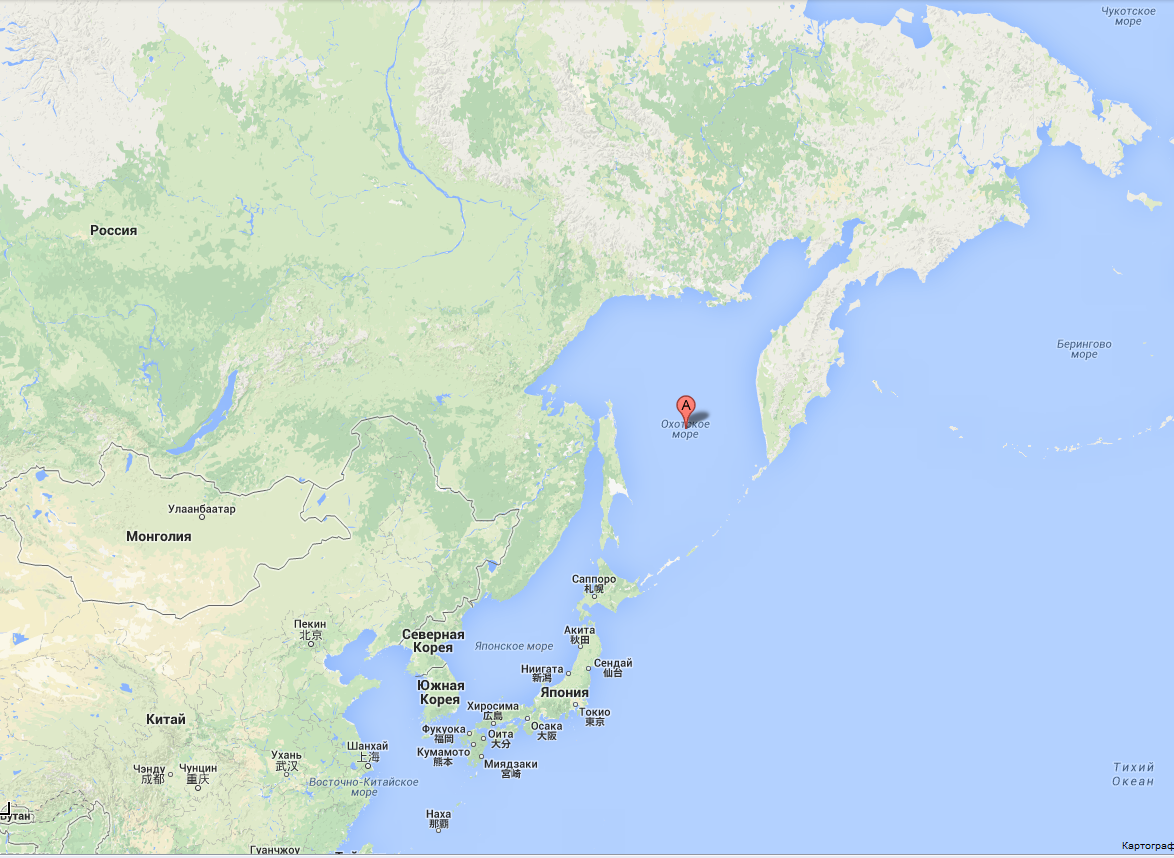 Спутниковая карта владивосток. Моря Берингово Охотское японское Чукотское. Берингово море Охотское море японское на карте. Охотское море и Китай. Анклав островов в Охотском море.