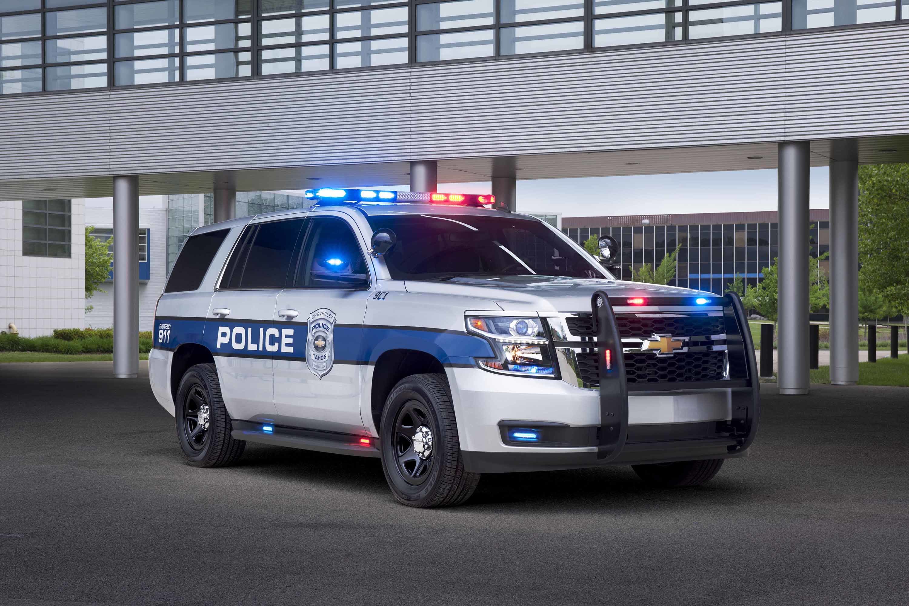 Машина милиционера. Chevrolet Tahoe 2015 Police. Chevrolet Tahoe Police Interceptor. Шевроле Тахо Police. Шевроле Тахо полиция.