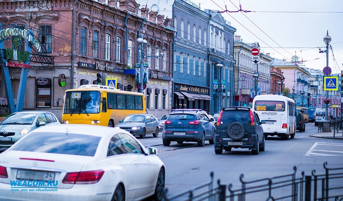 Транспорт иркутск. Иркутск транспорт. Автомобильный транспорт Иркутск. Общественный транспорт Иркутск. Муниципальный транспорт Иркутск.