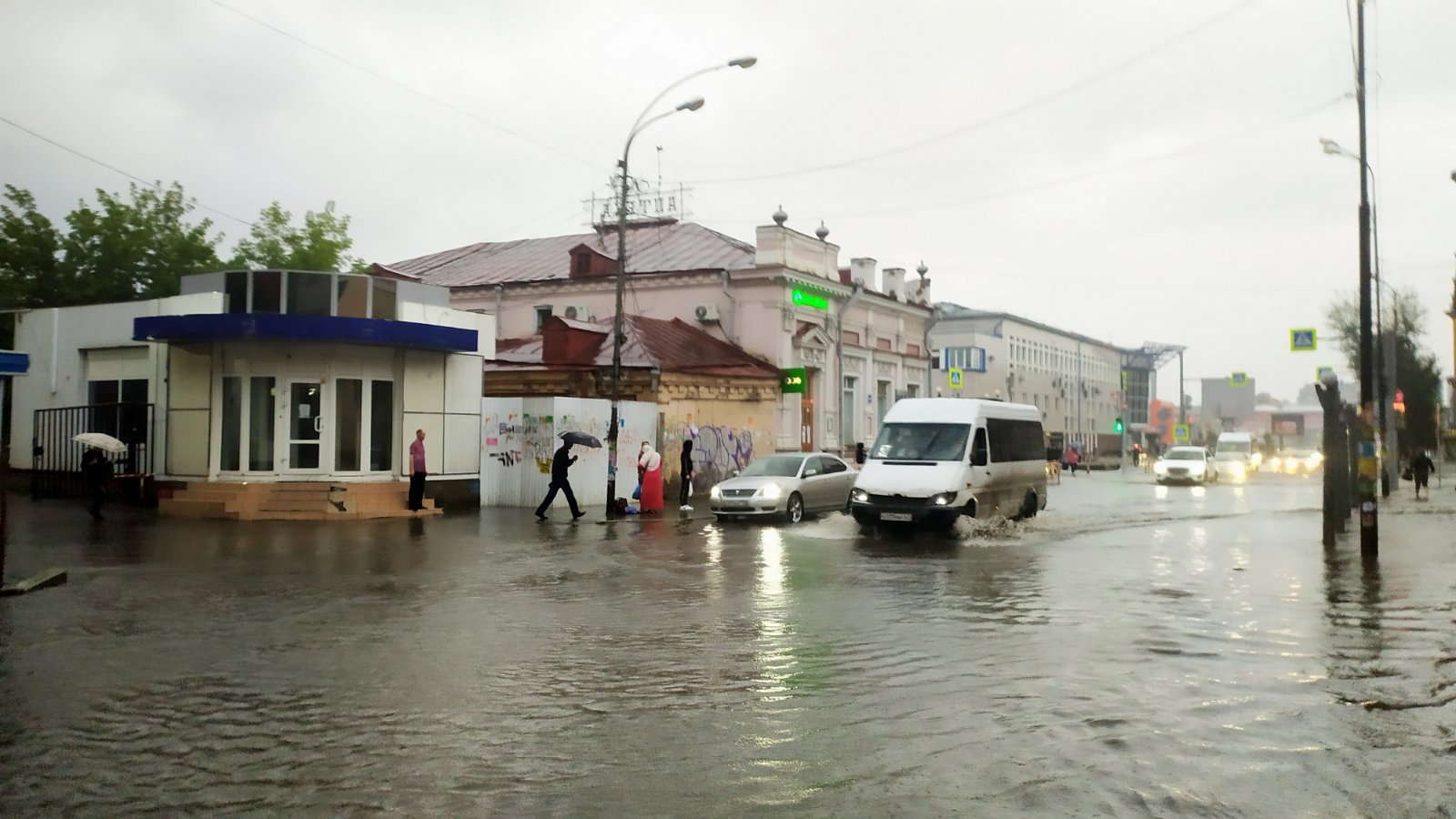 Три дождя иркутск. Иркутск затопило. Затопило Месягутово 2021. Потоп в Месягутово 2021. Иркутск ливни.
