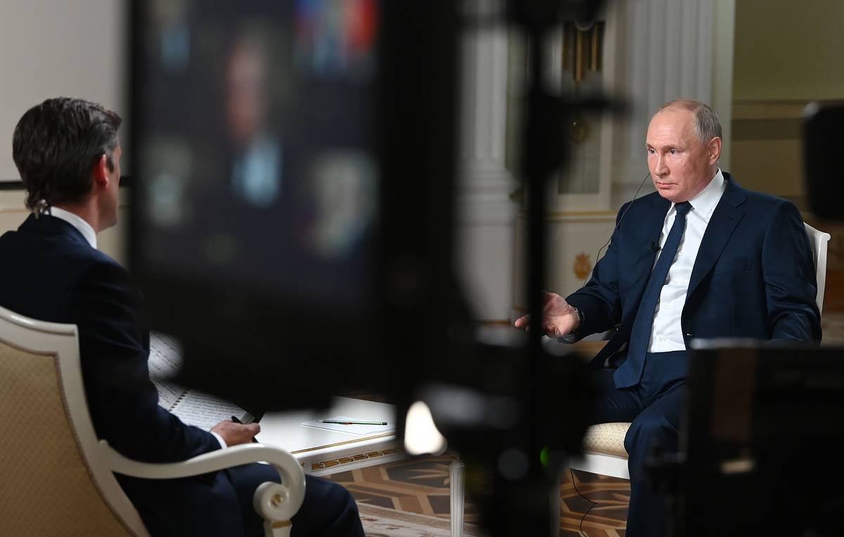 Интервью президента рф. Интервью Владимира Путина телеканалу NBC. Интервью Путина американскому журналисту 2021. Интервью Путина американскому журналисту НБС.