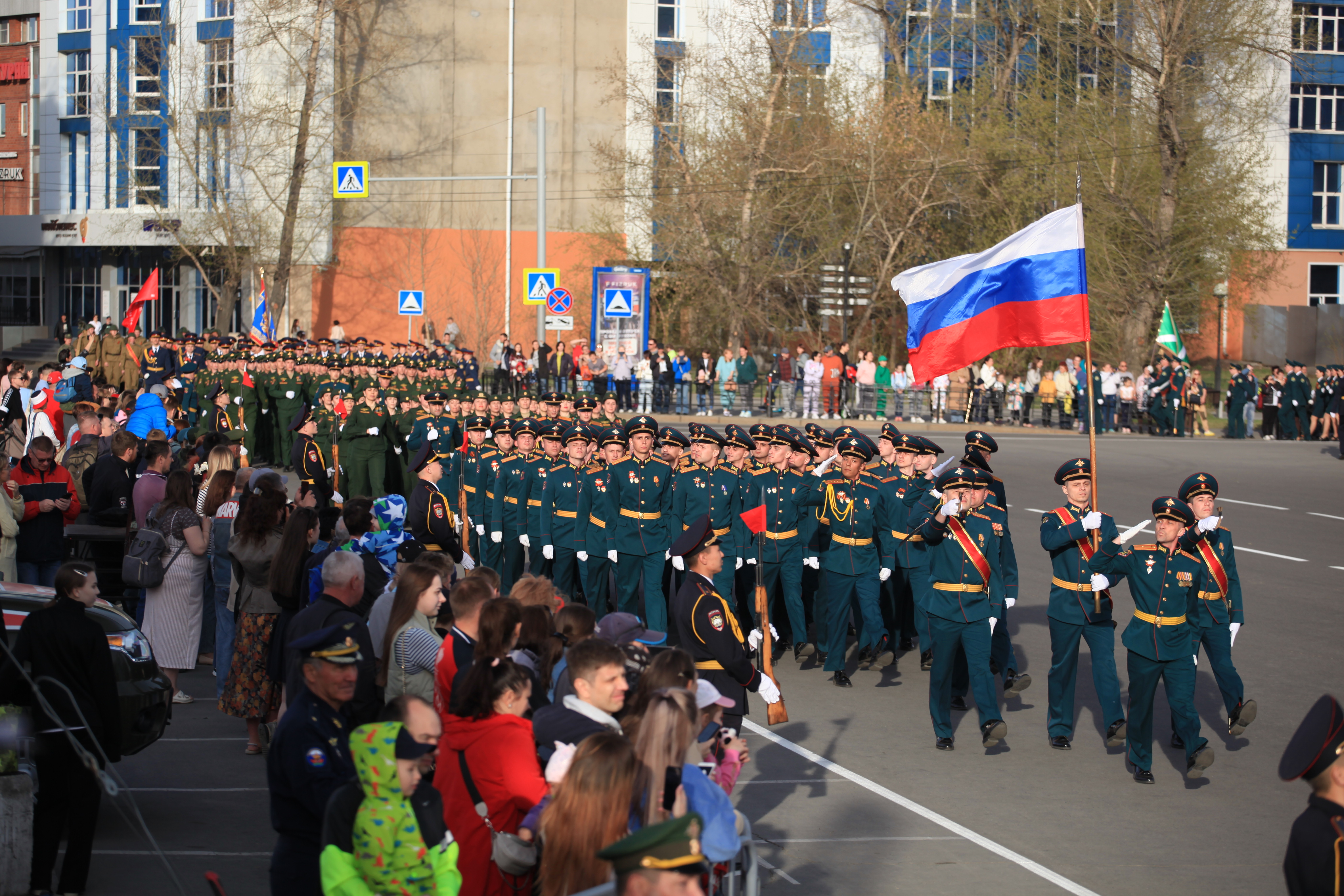 Фото парад 9 мая иркутск