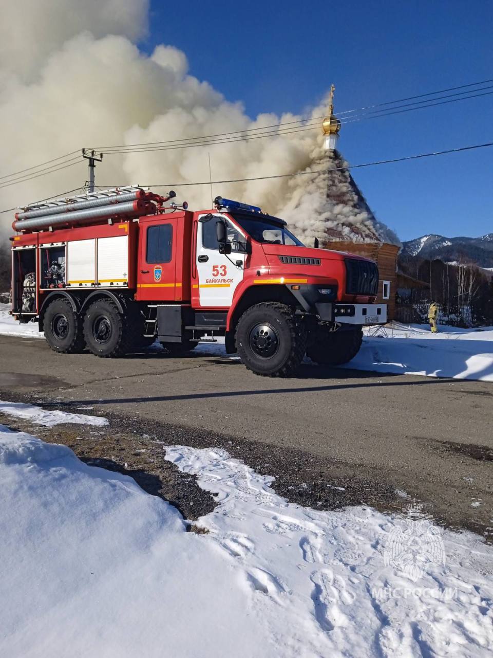 В Мурино загорелась часовня | 11.04.2023 | Новости Иркутска - БезФормата