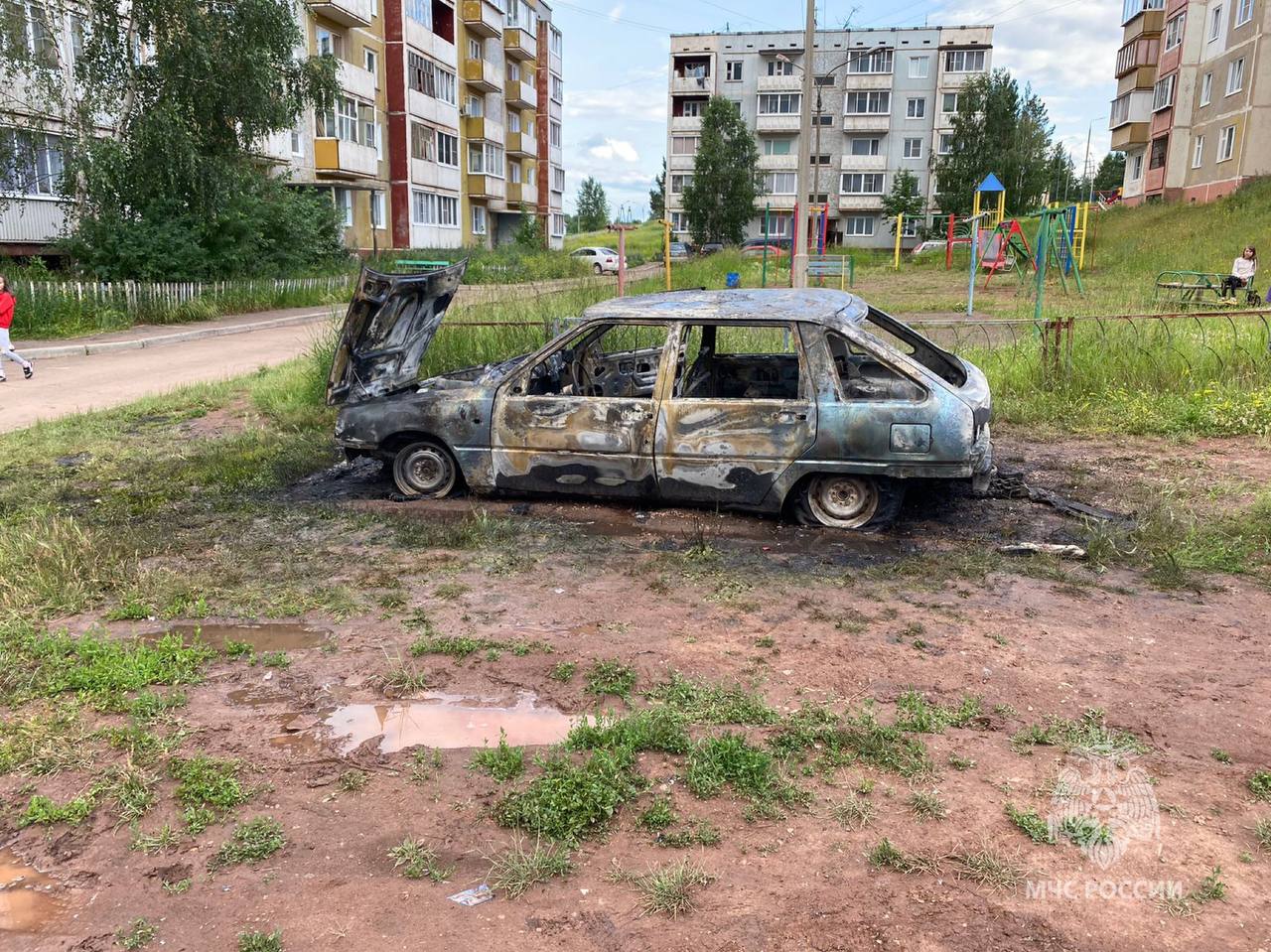 Шесть автомобилей сгорели в Иркутской области 12 июля | 13.07.2023 |  Новости Иркутска - БезФормата